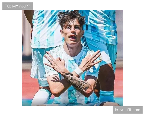 卡利亚里新赛季蓄势待发：新星闪耀剑指意甲中游