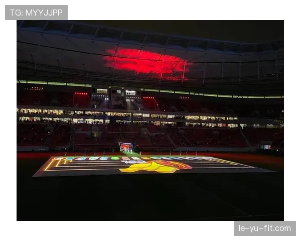 上海海港入驻全新升级浦东足球场，开启足球文化新篇章